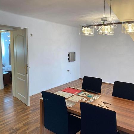 Ferienwohnung Montel Park - Linz Danube River Exterior foto